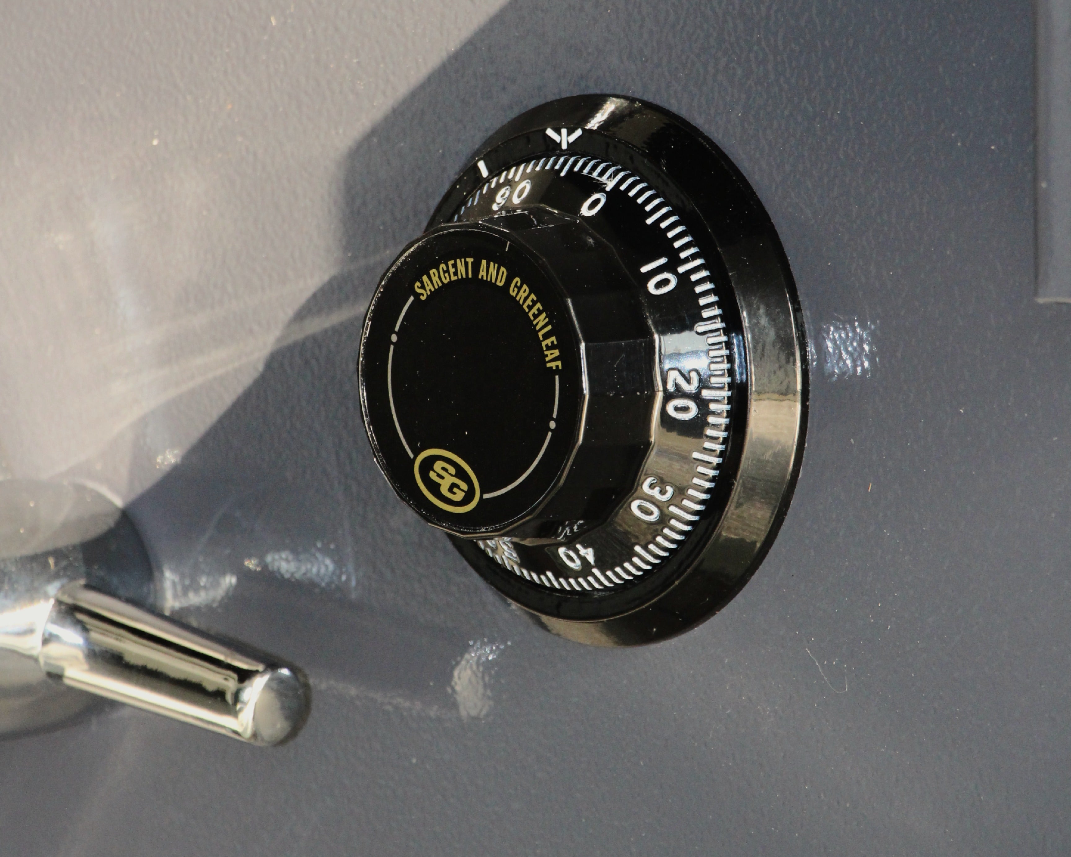 Will a North York Safe Opening Locksmith Ask for Identification Before Unlocking a Safe?